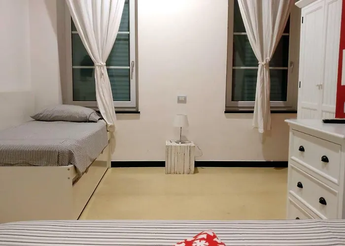 Cinque Terre Moneglia Apartments